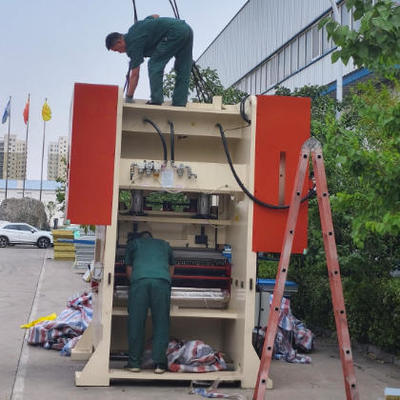 Dobra cena. Wyciszony tynk płytki sufitowe gipsowe płytki hydrauliczna maszyna do wykłaniania otworu w Internecie