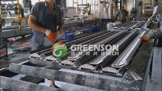 Całkowicie automatyczna linia produkcyjna kornic gipsowych
