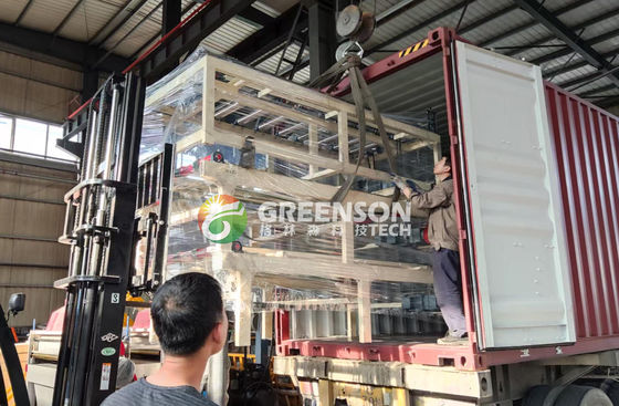 Dostosowalna maszyna do tworzenia płytek sufitowych o dużej wydajności 2x2 z systemem PLC i zdolnością 2-6 milionów mkw./rok