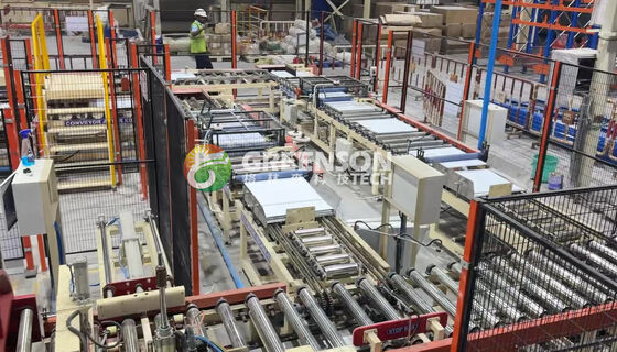 Dobra cena. W pełni automatyczna laminarka z prędkością laminowania 15 m/min i automatycznym podawaniem płyt do cięcia sufitów podwieszanych gipsowych w Internecie