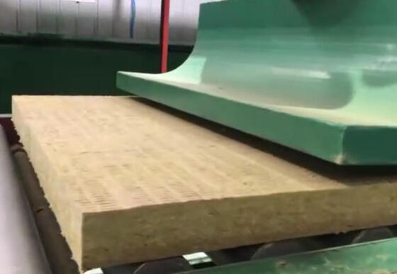 Linia produkcyjna wełny skalnej z oszczędnością energii i sterowaniem PLC, z regulowanym rozmiarem filcu