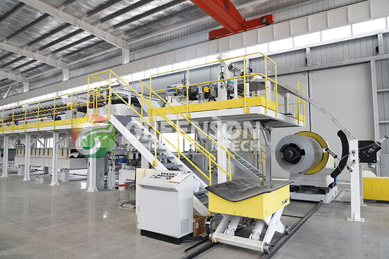 Dobra cena. W pełni zautomatyzowana linia produkcyjna paneli warstwowych z pianki poliuretanowej o mocy 300 kW i regulowanej szerokości w Internecie