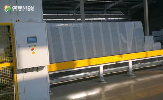 Dobra cena. PUF PIR PU Maszyna do produkcji płytek z wełny kamiennej 3-15m/min Prędkość regulowana 40-300mm Grubość i 950-1200mm Szerokość w Internecie