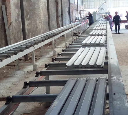 Sterowanie PLC Gipsowy gzyms Wykonaj maszynę / materiał budowlany Gipsowy gzyms