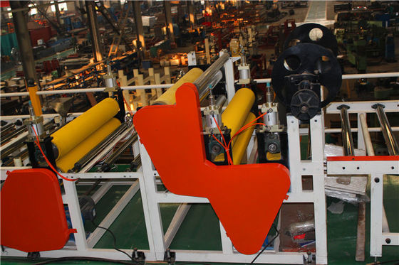 Płyta gipsowo-kartonowa dla małych firm Maszyna do laminowania z PVC 1300 mm Maksymalna szerokość laminowania